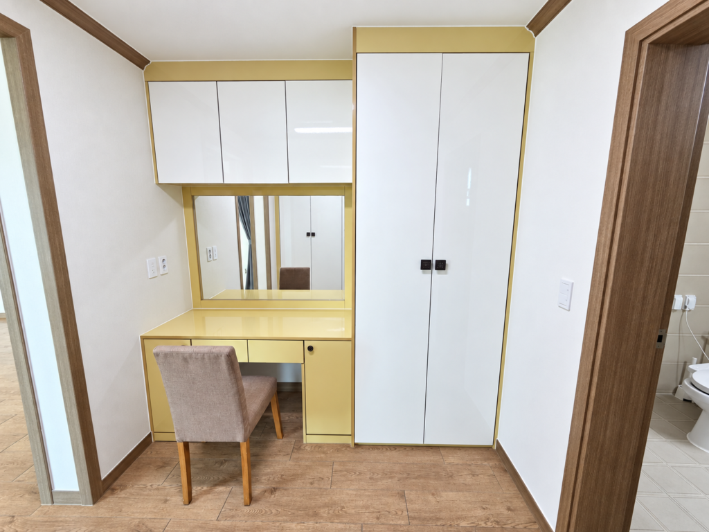 3 Bed / 3 Bath Detached Home near Yoon Gate photo 11