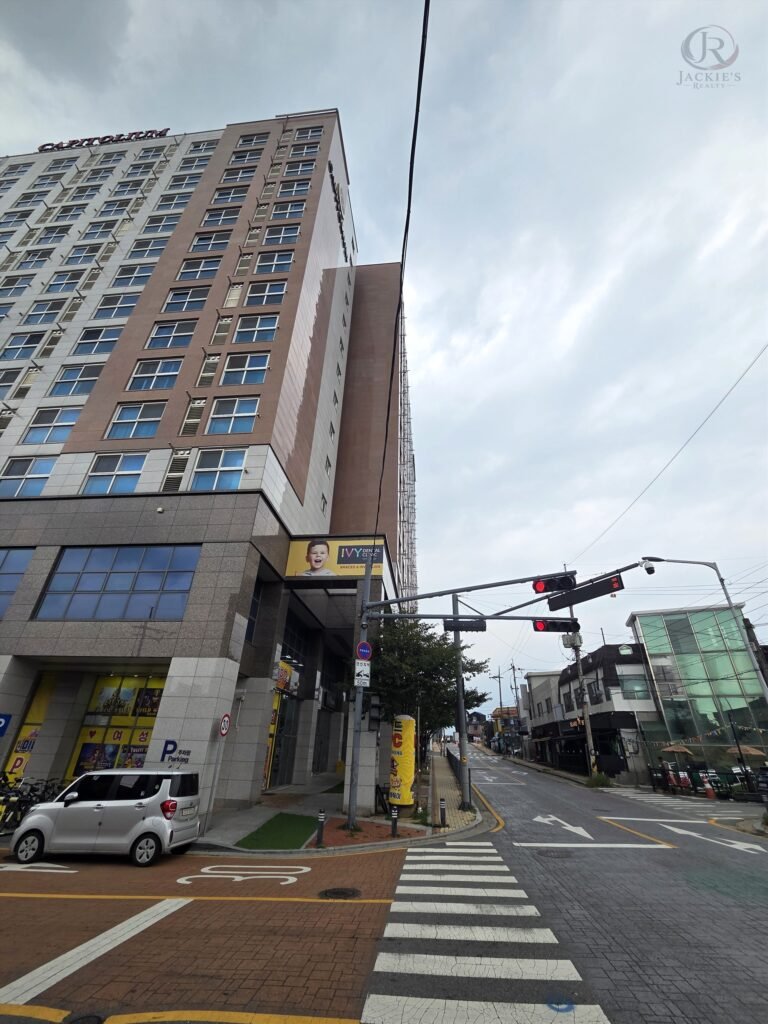 2.5 Rooms / 2 Baths Apartment near Pedestrian Gate photo 14